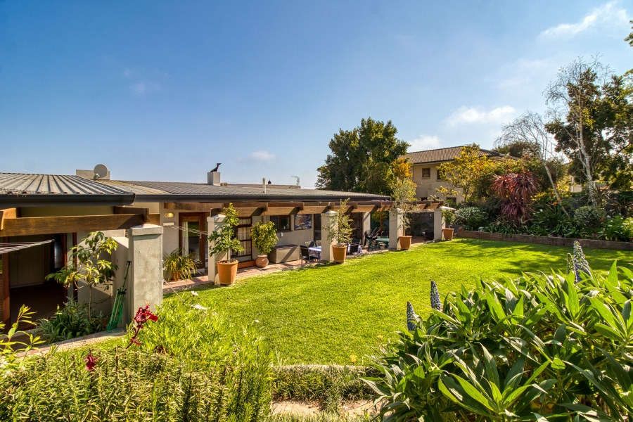 5 Bedroom Property for Sale in Monte Sereno Western Cape